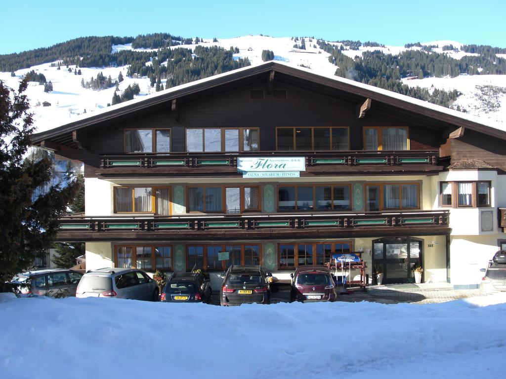 Hotel-Pension Flora Saalbach-Hinterglemm Buitenkant foto