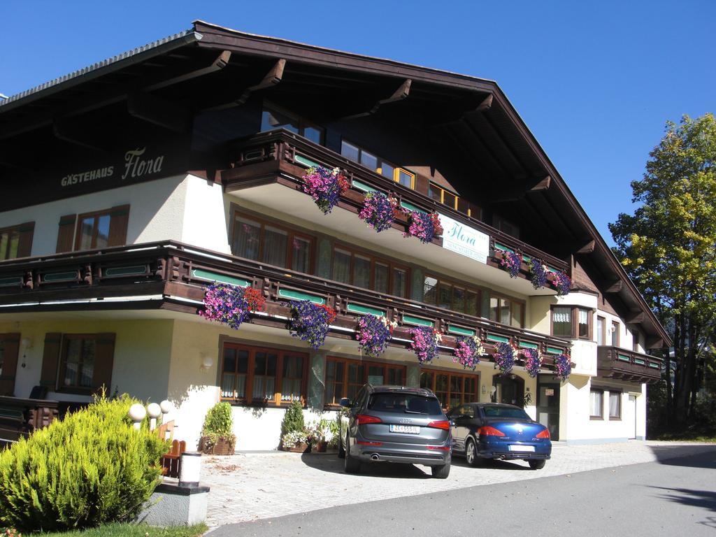 Hotel-Pension Flora Saalbach-Hinterglemm Buitenkant foto